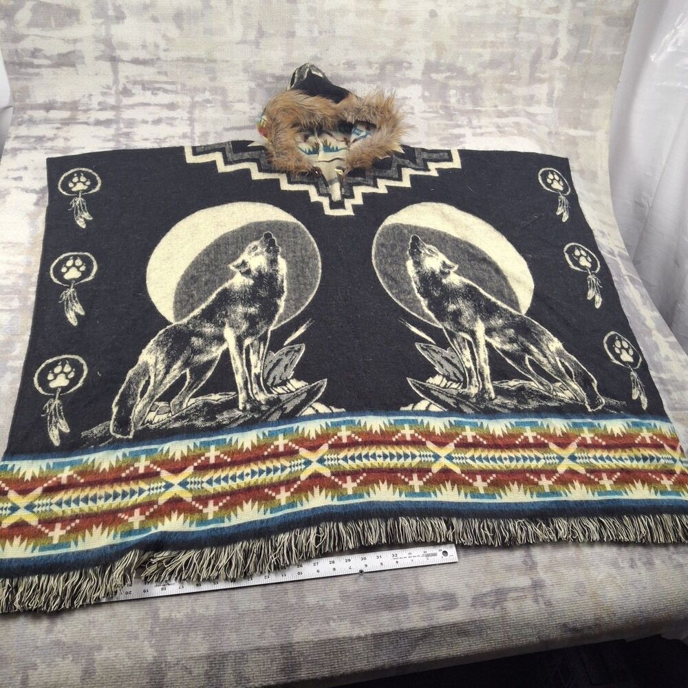Vintage Wolf Poncho Cape Hooded Faux Fur Fringe Southwestern Aztec Graphic Black
